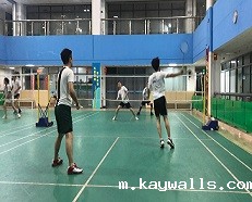 安的羽毛球活动的日常：激情拼搏，促进内部沟通